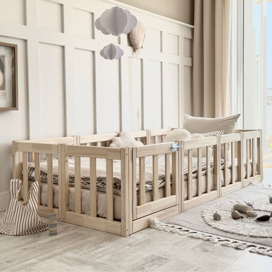 Luloo Modulo Natúr Montessori Gyerekágy Zárható Ajtóval (120x200 cm)